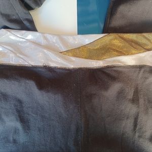 Leggings live love dream size large